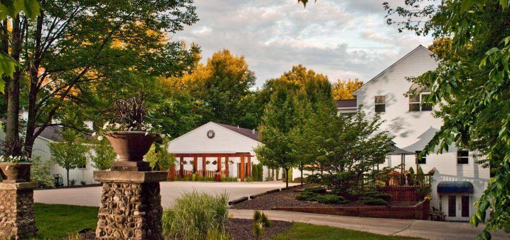 Castle In The Country Bed & Breakfast Inn Allegan Exterior photo